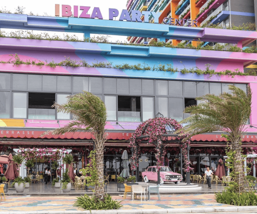 Tòa tháp Ibiza Resort